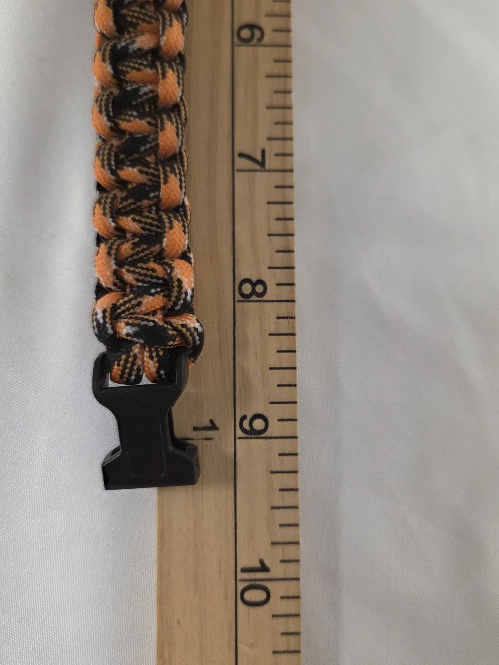 Handmade Braided Paracord Bracelet in Orange and‎ Black Size 9